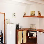Apartment Domaine De La Laigne - Asnières-la-Giraud