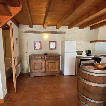 Domaine De La Laigne - *