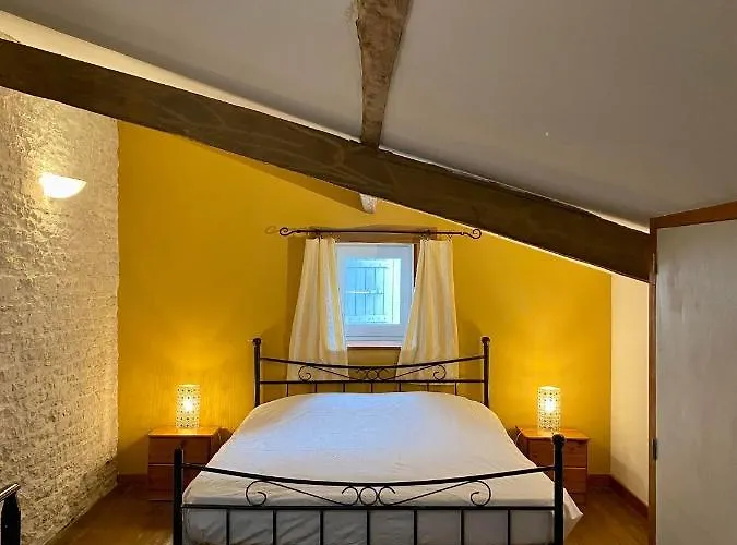 Domaine De La Laigne - * Asnières-la-Giraud