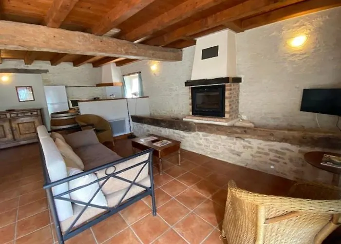 Domaine De La Laigne - Apartment *